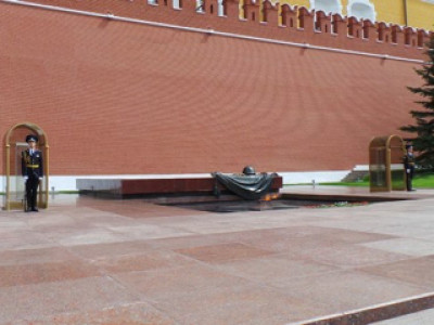 ИК обогреватели Пион - отопление Красной площади в Москве