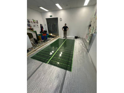 Установка плёночного тёплого пола в детской комнате фитнес-клуба – опыт «Новосибирского Бурана»