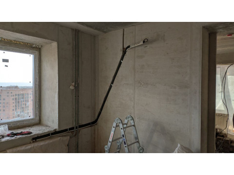 Установка сплит-системы Hisense в Томске: профессиональная закладка трассы от команды Буран