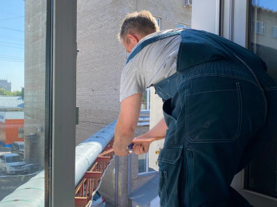 Буран — команда профессионалов и надёжных партнёров: монтаж сплит-системы Funai KADZOKU на производстве «Вакио»