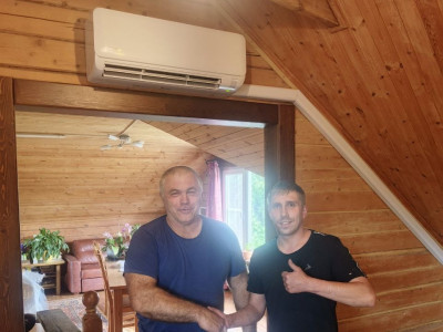 Установка инверторного кондиционера Mitsubishi Heavy SRK50ZTL-W/SRC50ZTL-W в доме Василия Викторовича в СНТ Ивушка