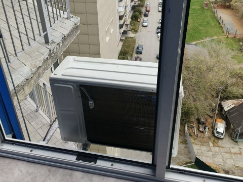 Монтаж сплит-системы Kentatsu Yuki на улице Красина в Новосибирске — завершённый проект от компании «Буран Климат»