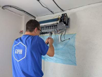 Профессиональный монтаж кондиционера Royal Thermo Diamond DC в Томске — идеальный климат для Юлии от «Буран Климат»